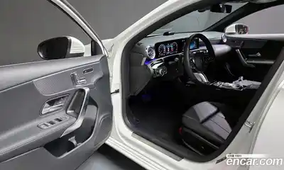 Mercedes-Benz A-Class 2025 2.0 Автомат в Москве № 193534, миниатюра 12