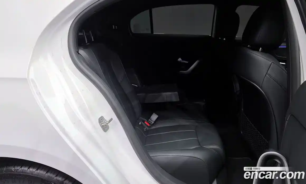 Mercedes-Benz A-Class 2025 2.0 Автомат в Москве № 193534, фото 15