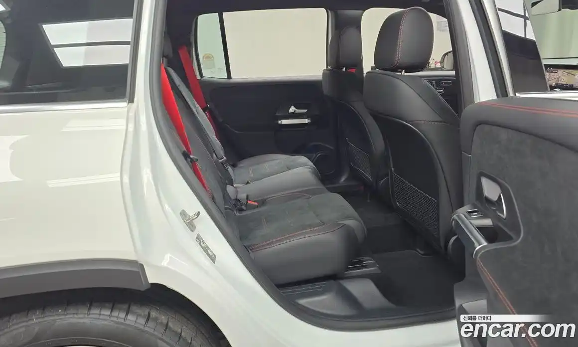 Mercedes-Benz GLB-Class 2025 2.0 Автомат в Москве № 193647, фото 13