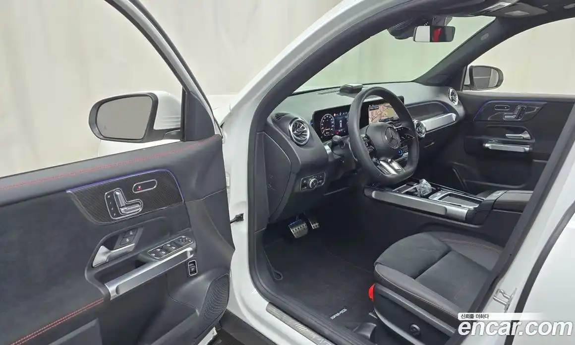 Mercedes-Benz GLB-Class 2025 2.0 Автомат в Москве № 193647, фото 14