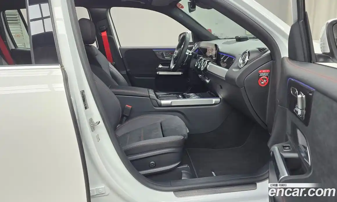 Mercedes-Benz GLB-Class 2025 2.0 Автомат в Москве № 193647, фото 9