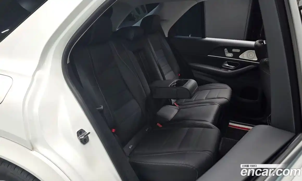 Mercedes-Benz GLE-Class 2025 3.0 Автомат в Москве № 193847, фото 10