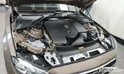 Mercedes-Benz E-Class 2025 2.0 Автомат в Москве № 193866, миниатюра 6