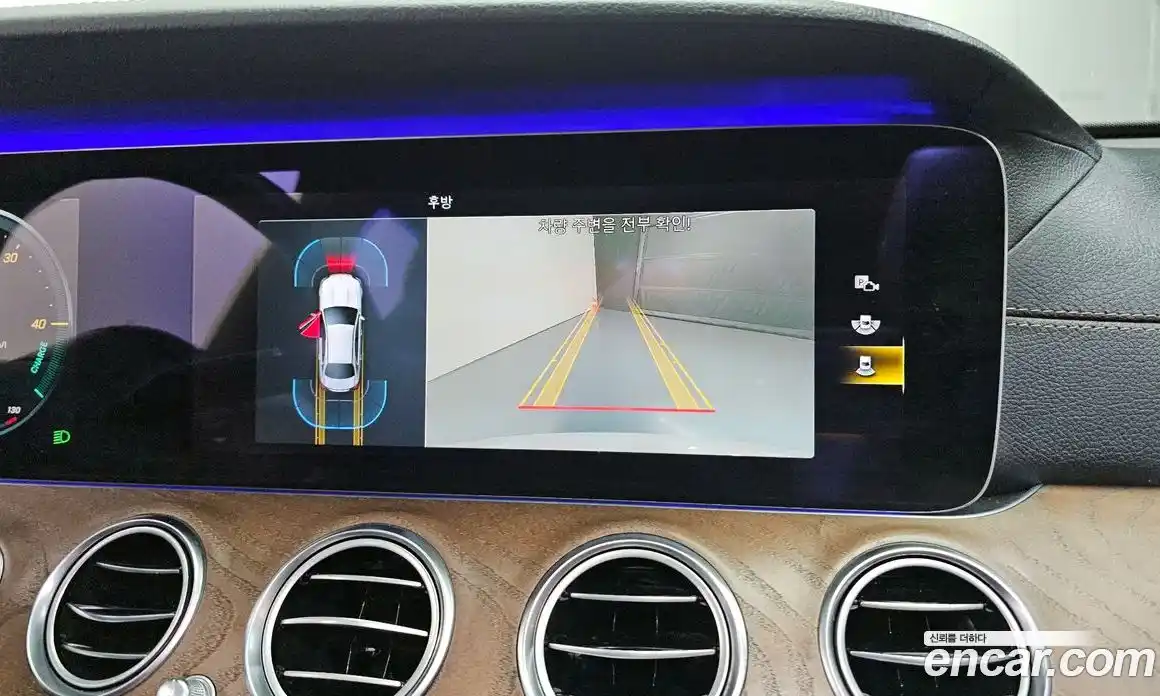 Mercedes-Benz E-Class 2021 2.0 Автомат в Москве № 195594, фото 4