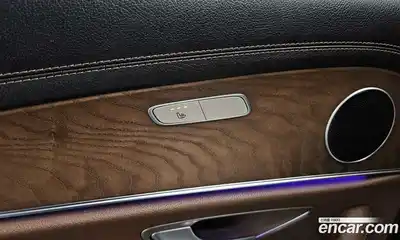 Mercedes-Benz E-Class 2021 2.0 Автомат в Москве № 195594, миниатюра 7