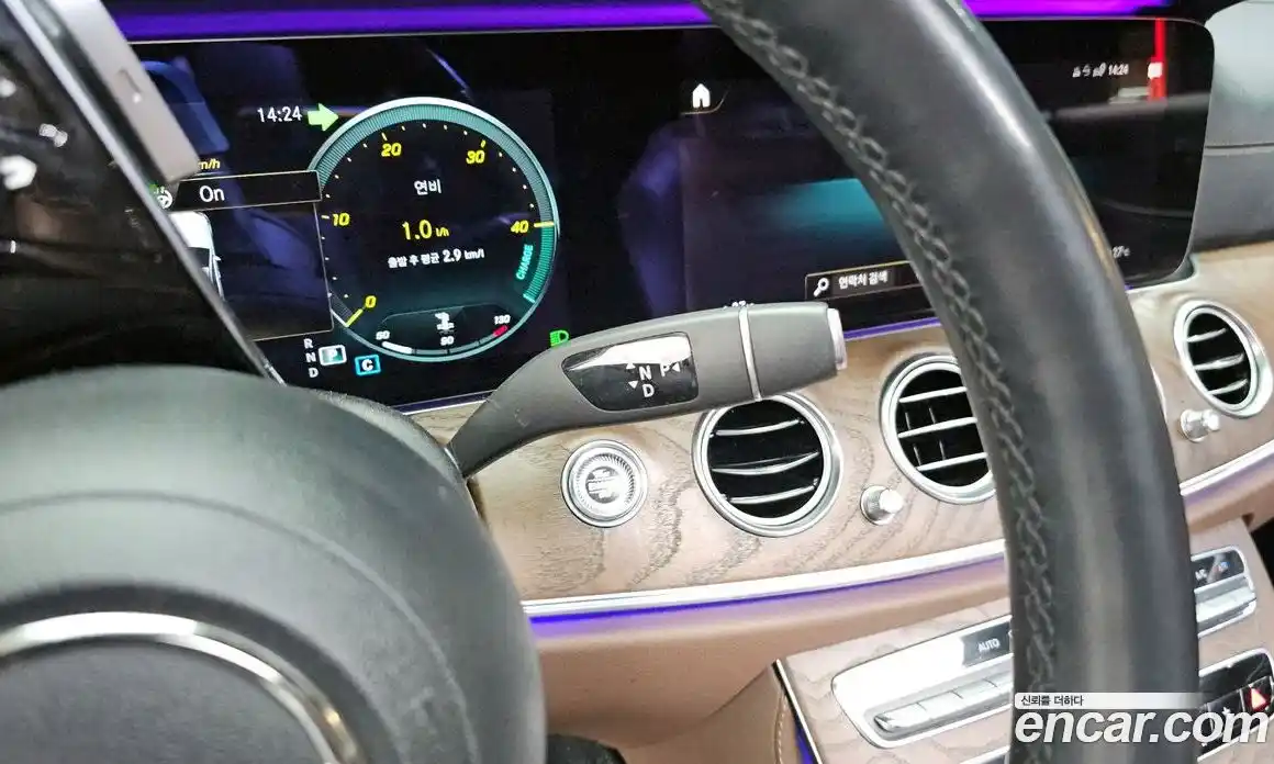 Mercedes-Benz E-Class 2021 2.0 Автомат в Москве № 195594, фото 10