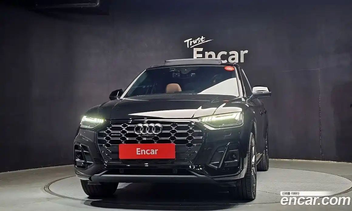 Audi Q5 2024 2.0 Автомат в Москве № 195966, фото 3