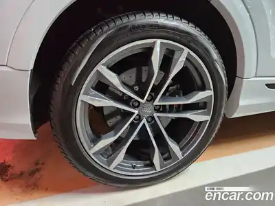 Audi SQ8 2020 4.0 Автомат в Москве № 196817, миниатюра 11