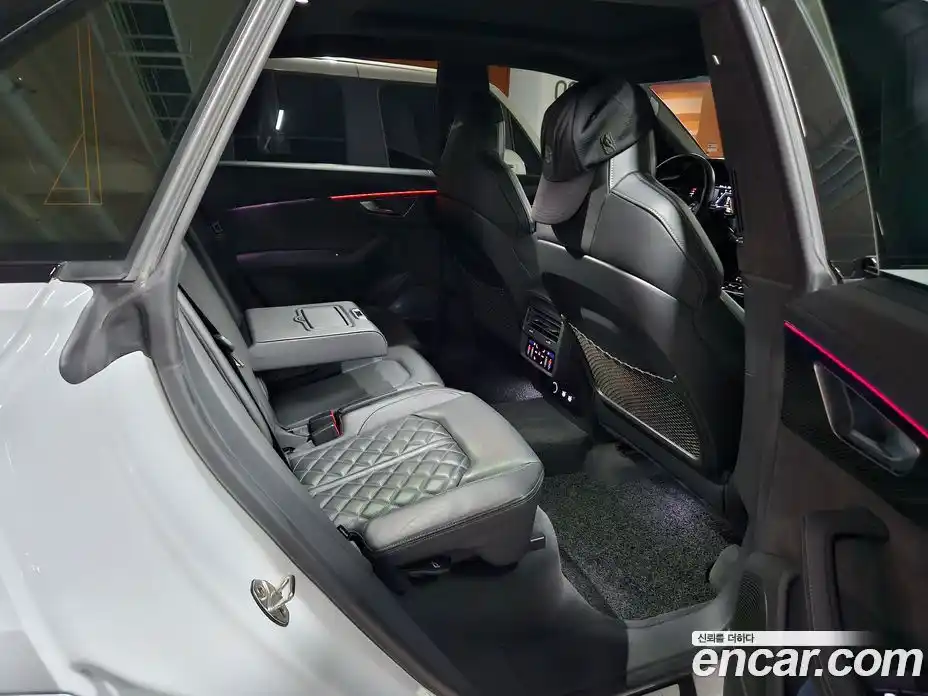 Audi SQ8 2020 4.0 Автомат в Москве № 196817, фото 14