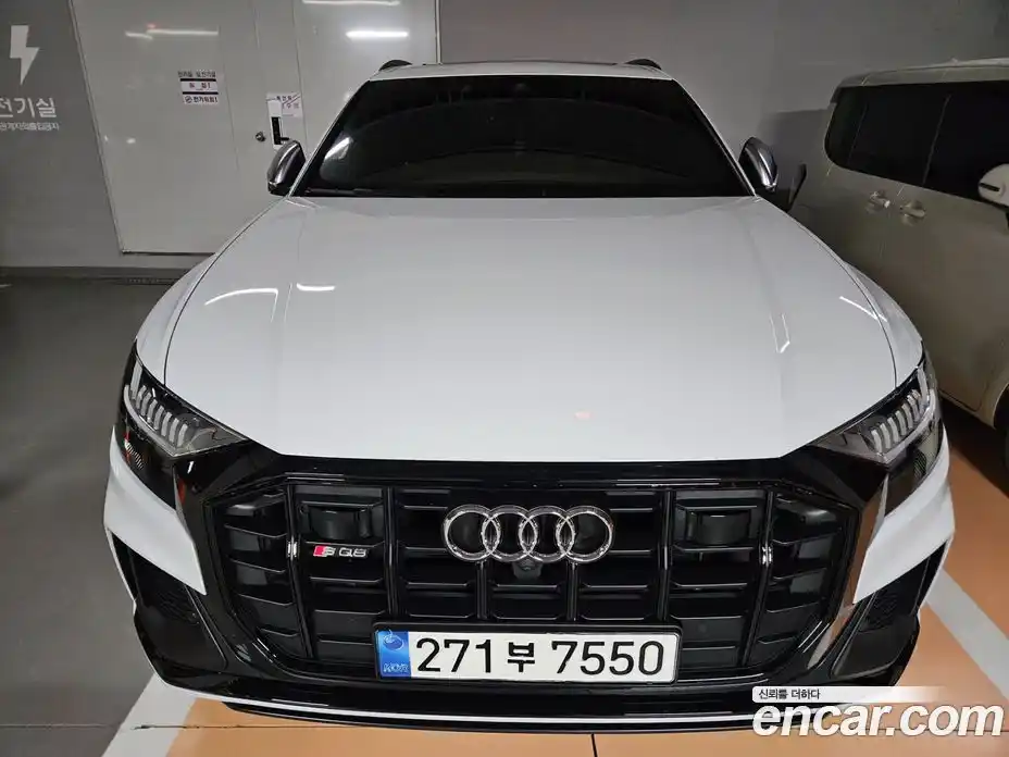 Audi SQ8 2020 4.0 Автомат в Москве № 196817, фото 16