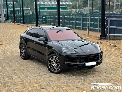 Porsche Cayenne 2025 3.0 Автомат в Москве № 197850, миниатюра 2