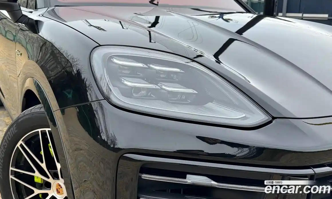 Porsche Cayenne 2025 3.0 Автомат в Москве № 197850, фото 3