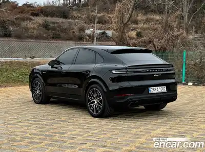 Porsche Cayenne 2025 3.0 Автомат в Москве № 197850, миниатюра 6