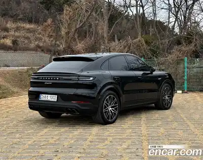 Porsche Cayenne 2025 3.0 Автомат в Москве № 197850, миниатюра 7