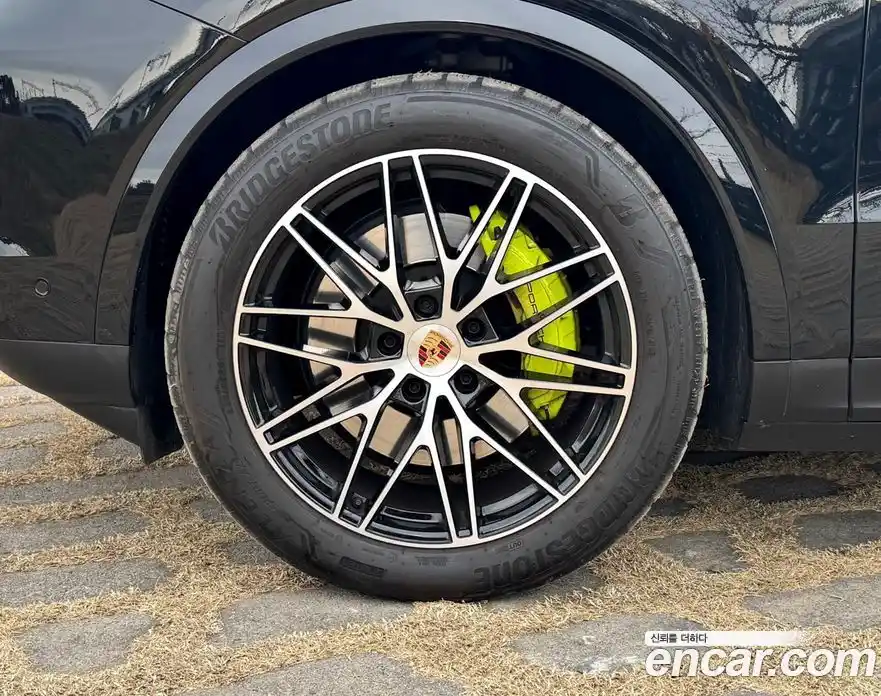 Porsche Cayenne 2025 3.0 Автомат в Москве № 197850, фото 9