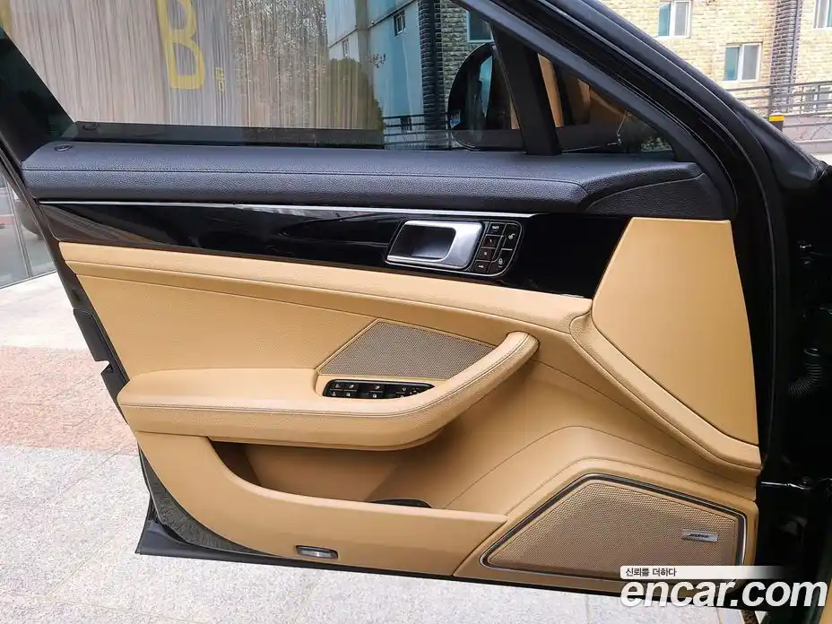 Porsche Panamera 2018 3.0 Автомат в Москве № 197950, фото 14