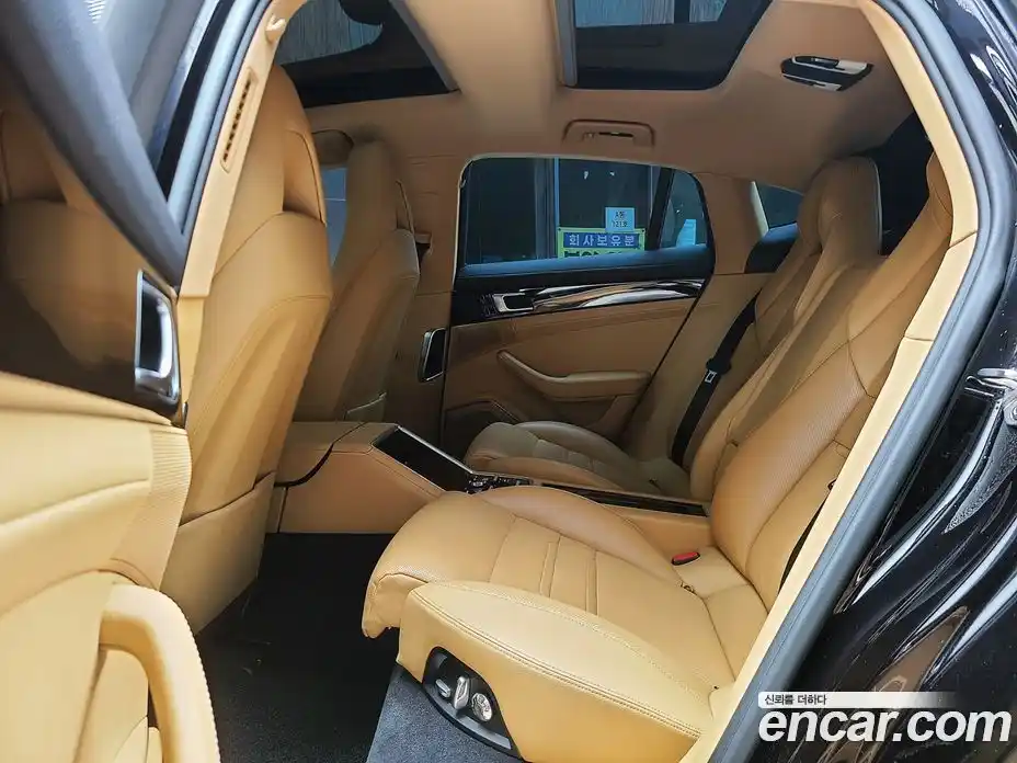 Porsche Panamera 2018 3.0 Автомат в Москве № 197950, фото 16