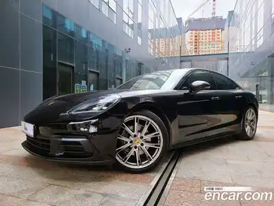 Porsche Panamera 2018 3.0 Автомат в Москве № 197950, миниатюра 2