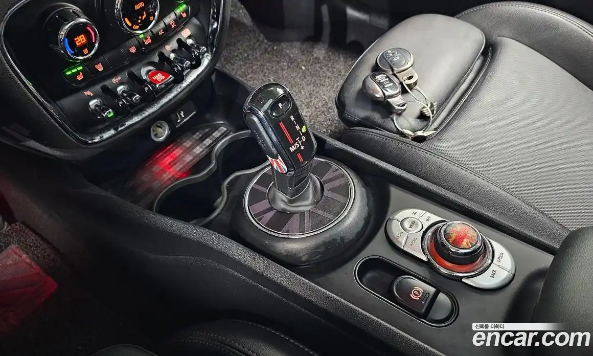 Mini Clubman 2021 2.0 Автомат в Москве № 198360, фото 12