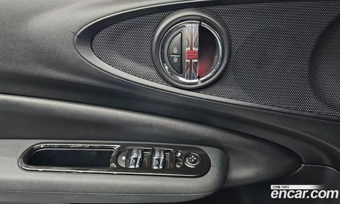 Mini Clubman 2021 2.0 Автомат в Москве № 198360, фото 16