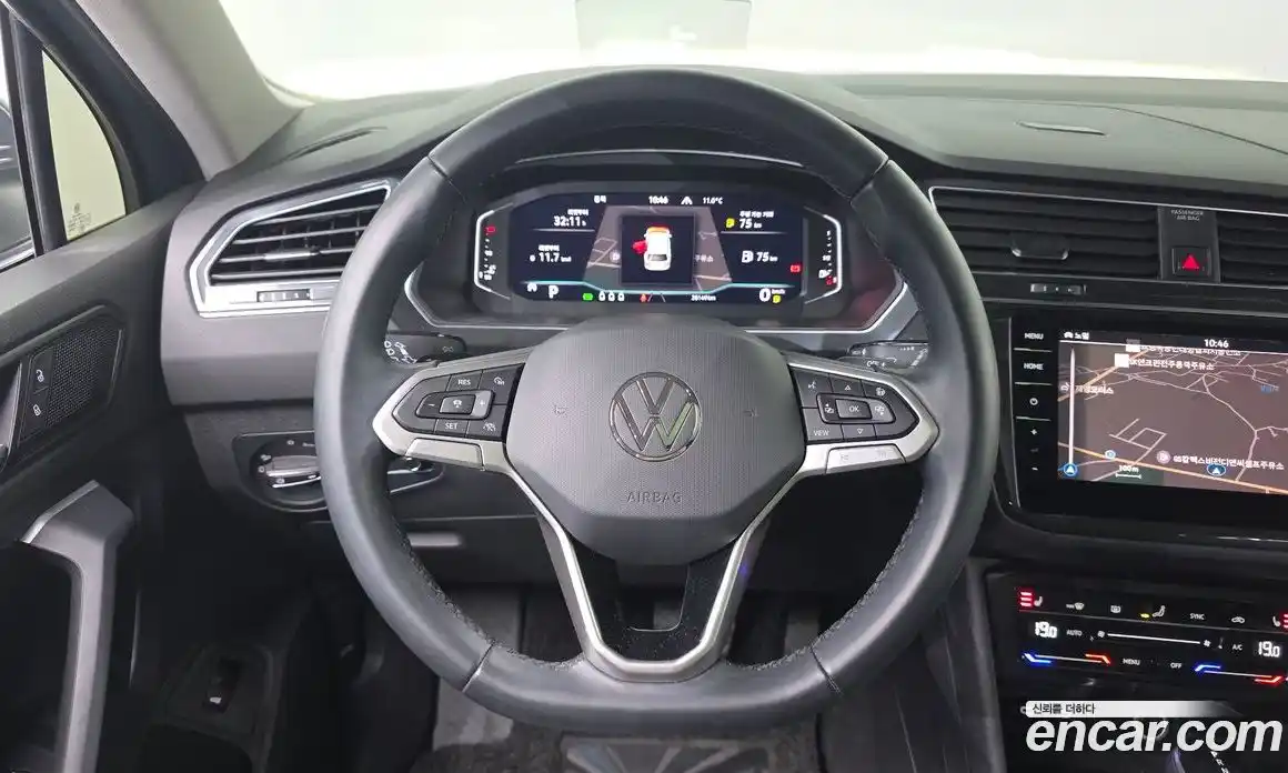 Volkswagen Tiguan 2022 2.0 Автомат в Москве № 199036, фото 14