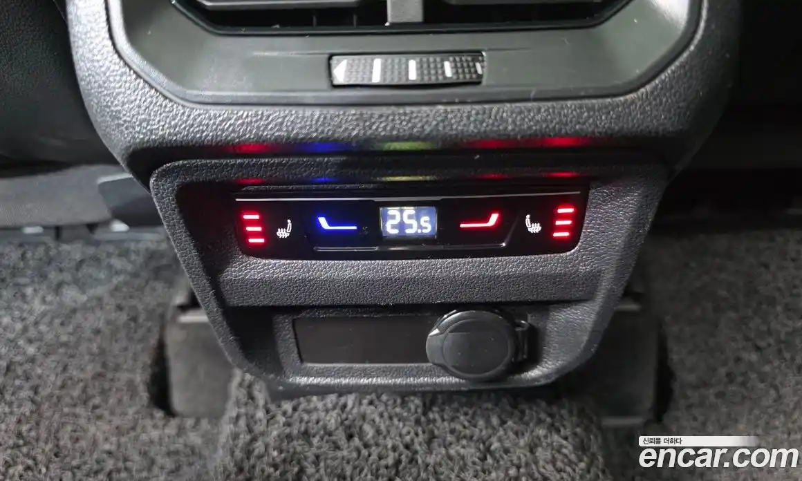 Volkswagen Tiguan 2022 2.0 Автомат в Москве № 199036, фото 18