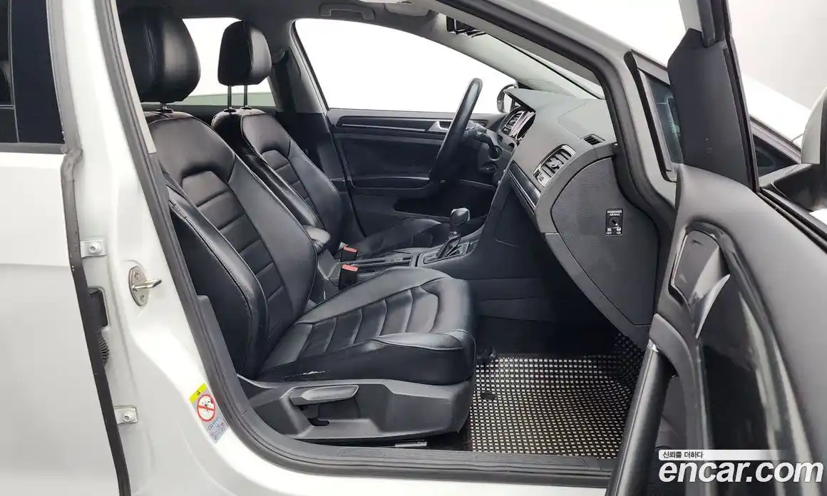 Volkswagen Golf 2014 1.6 Автомат в Москве № 199284, фото 15