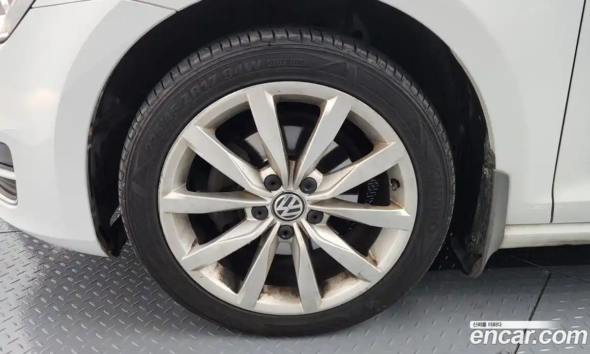 Volkswagen Golf 2014 1.6 Автомат в Москве № 199284, фото 17