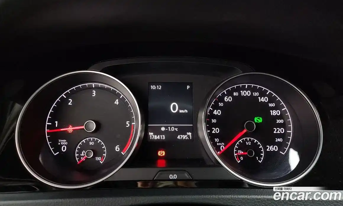 Volkswagen Golf 2014 1.6 Автомат в Москве № 199284, фото 19