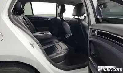 Volkswagen Golf 2014 1.6 Автомат в Москве № 199284, миниатюра 9