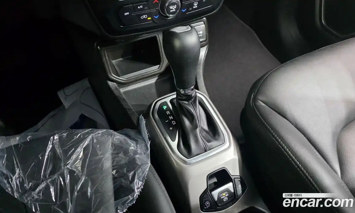 Jeep Renegade 2022 1.3 Автомат в Москве № 199435, фото 19