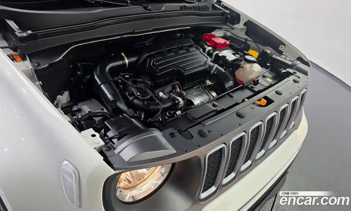 Jeep Renegade 2022 1.3 Автомат в Москве № 199435, фото 5