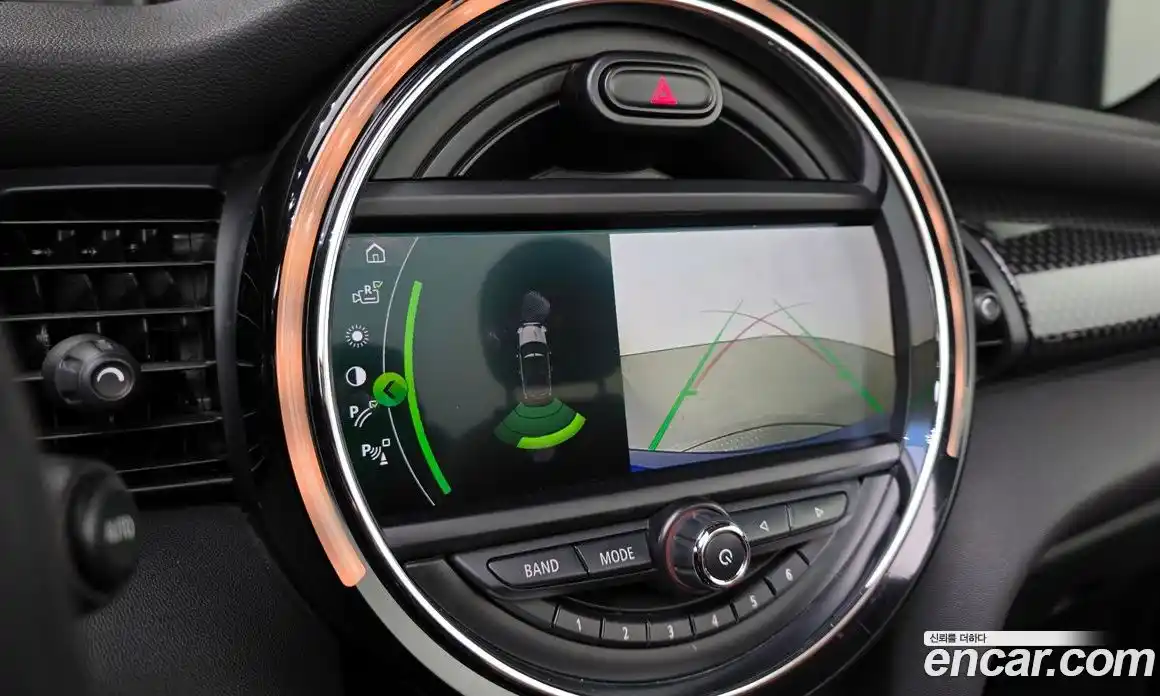 Mini Cooper Convertible 2021 2.0 Автомат в Москве № 200972, фото 20