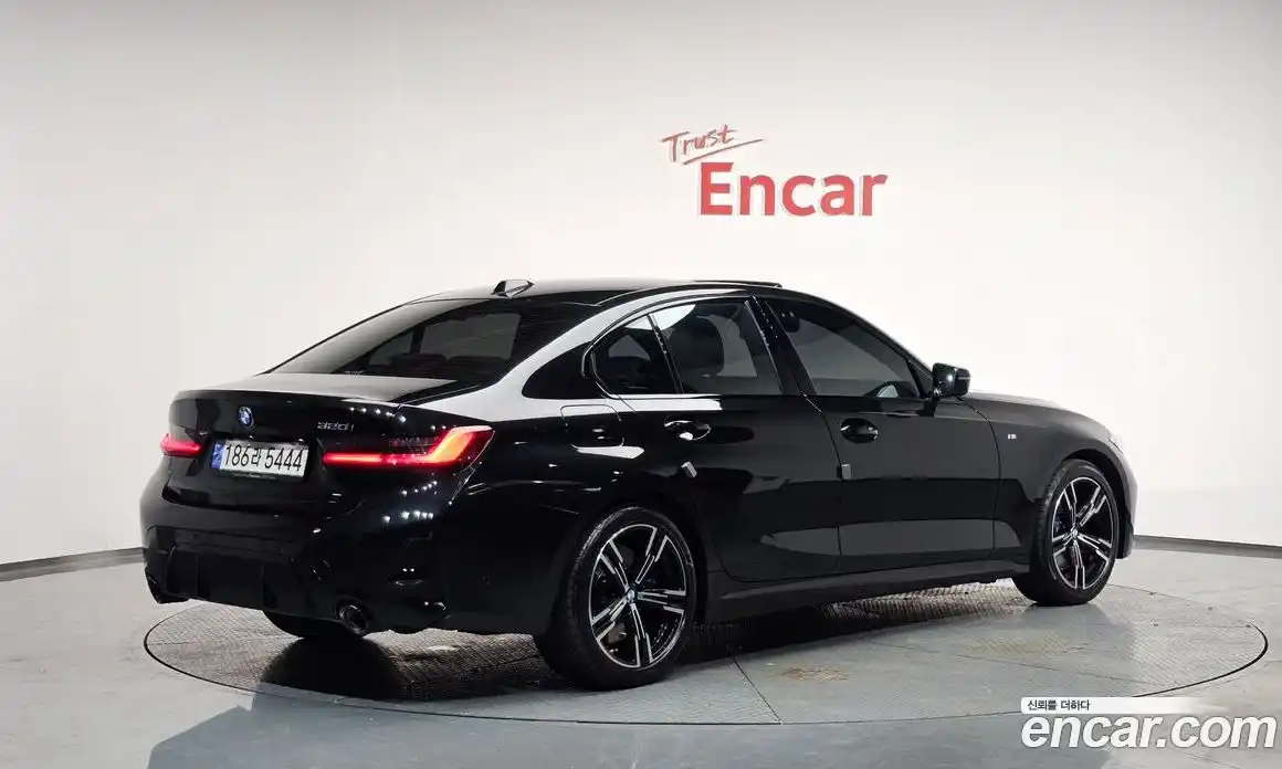 BMW 3-Series 2024 2.0 Автомат в Москве № 210358, фото 6