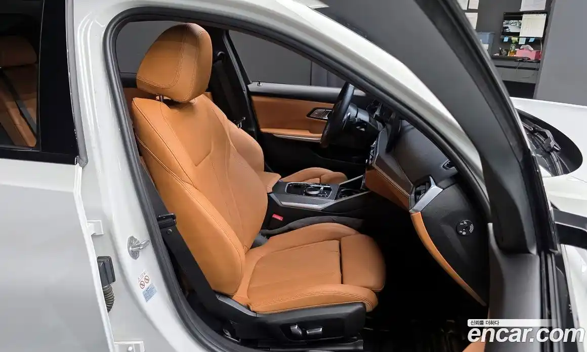 BMW 3-Series 2023 2.0 Автомат в Москве № 211012, фото 20