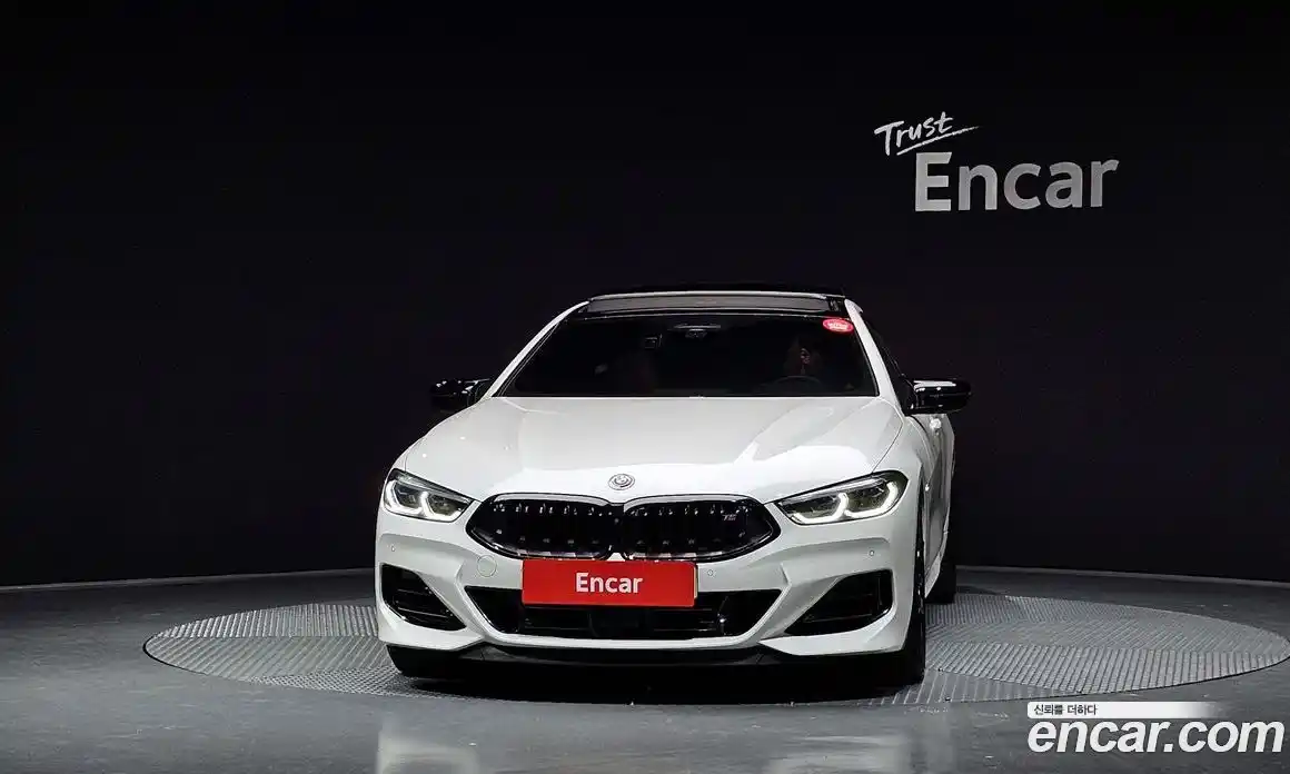 BMW 8-Series 2023 4.4 Автомат в Москве № 211079, фото 15