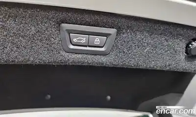 BMW 8-Series 2023 4.4 Автомат в Москве № 211079, миниатюра 2