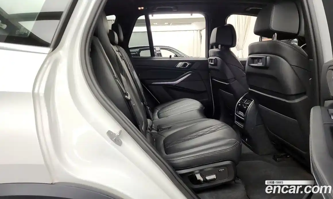 BMW X5 2023 3.0 Автомат в Москве № 211171, фото 14