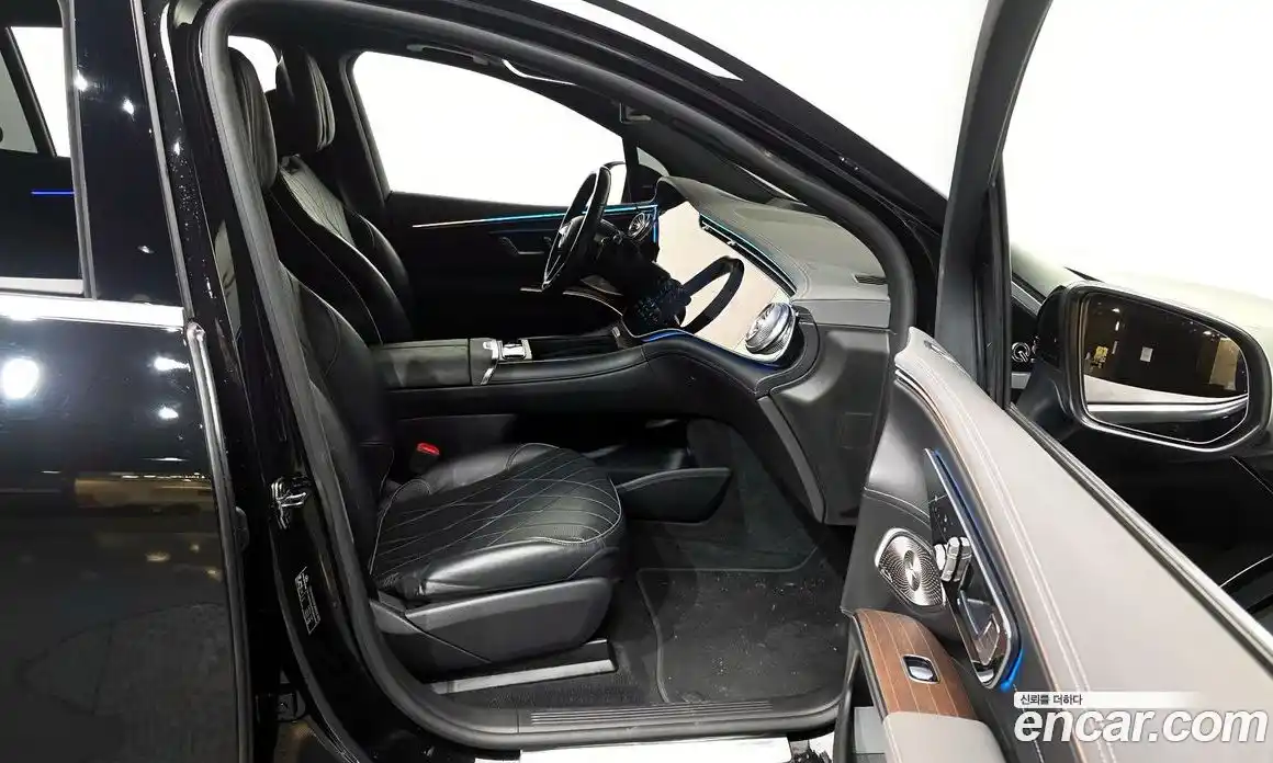 Mercedes-Benz EQS 2023 0.3 Автомат в Москве № 211938, фото 11