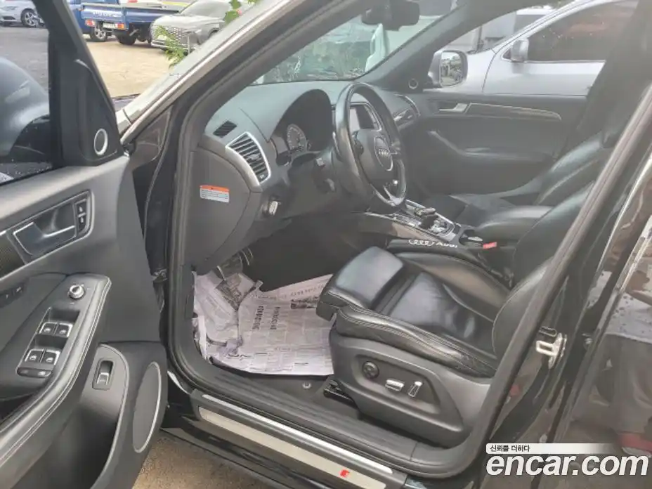 Audi SQ5 2015 3.0 Автомат в Москве № 212581, фото 11