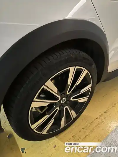 Volvo V60 2023 2.0 Автомат в Москве № 212859, миниатюра 10