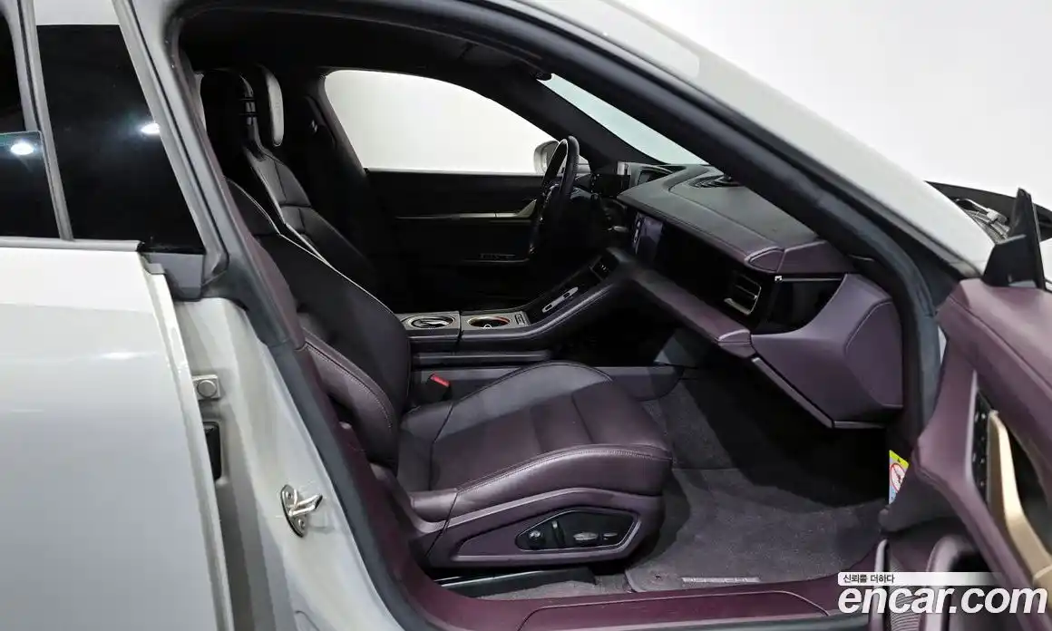 Porsche Taycan 2022 0.1 Автомат в Москве № 213116, фото 15