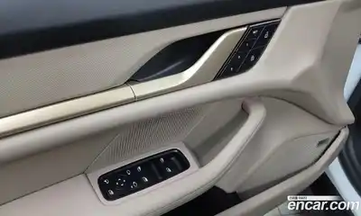 Porsche Taycan 2022 0.1 Автомат в Москве № 213206, миниатюра 12