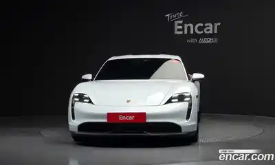 Porsche Taycan 2022 0.1 Автомат в Москве № 213206, миниатюра 3