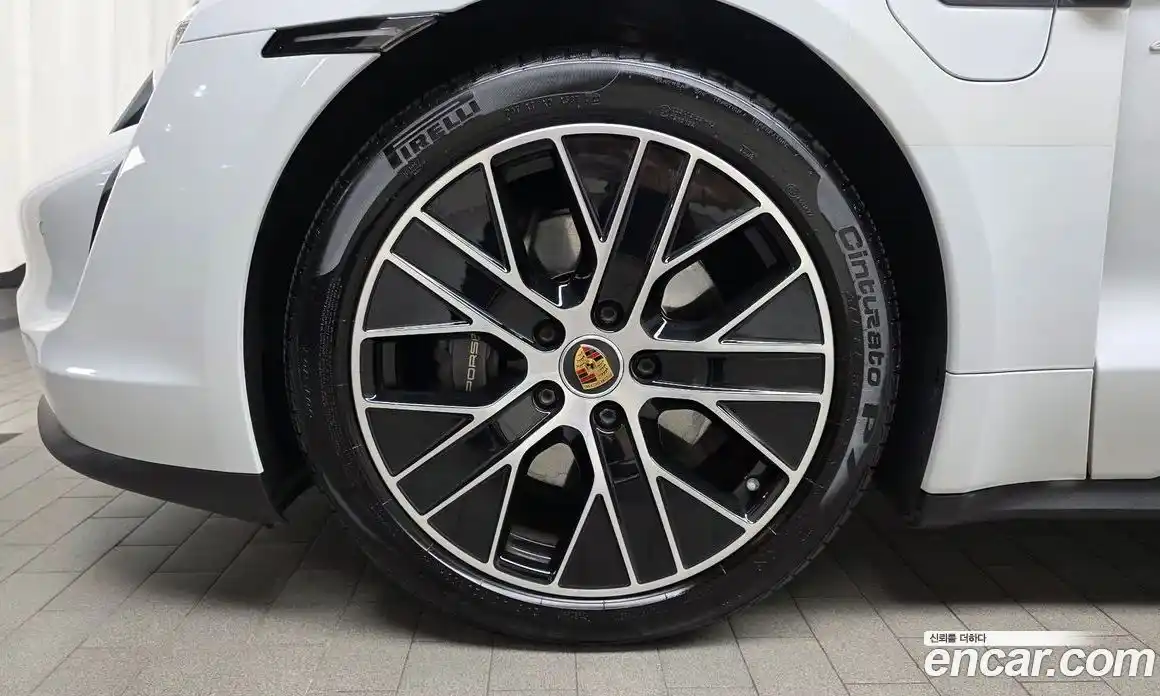 Porsche Taycan 2022 0.1 Автомат в Москве № 213206, фото 5