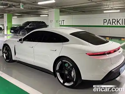 Porsche Taycan 2022 Автомат в Москве № 213212, миниатюра 2