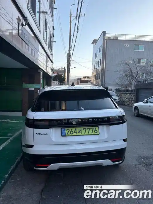 Land Rover Range-Rover Velar 2026 2.0 Автомат в Москве № 213899, фото 4