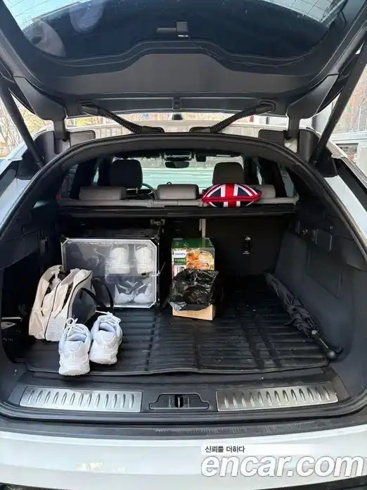 Land Rover Range-Rover Velar 2026 2.0 Автомат в Москве № 213899, фото 10