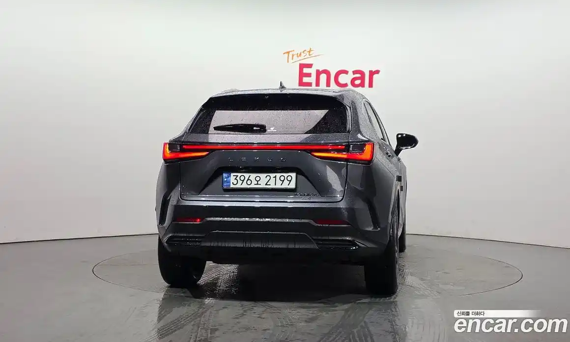 Lexus NX 2024 2.5 Автомат в Москве № 214656, фото 13