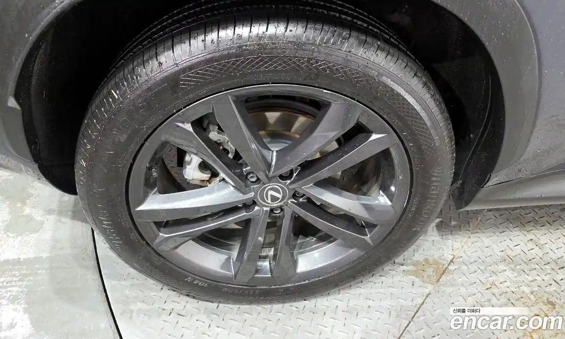 Lexus NX 2024 2.5 Автомат в Москве № 214656, фото 5